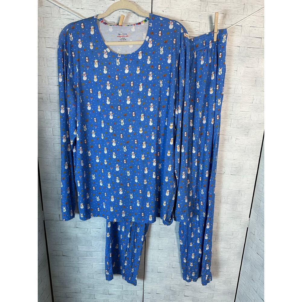 Magical Me Womens pajamas holiday light blue snowman penguins cozycore winter